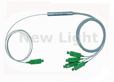 購入 PLCの繊維光学のディバイダー モジュール1 x 4 CATVのためのSC APCのコネクター0.9mmの直径 online manufacture