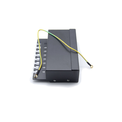購入 RJ45 イーサネット終結用の黒色1Uラック装着可能な金属パッチパネル online manufacture