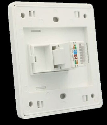 購入 工業グレード CAT7 ネットワークソケット、110-240V 電圧、壁掛け設置 online manufacture