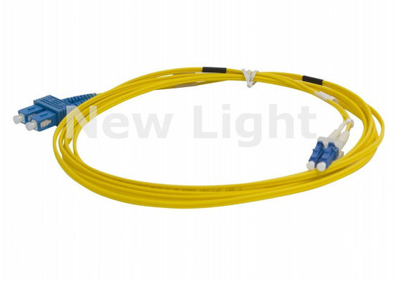 9/125µm デュプレックス LC-SC 光ファイバーパッチコード 2.0mm PVC ジャケット 安定した接続