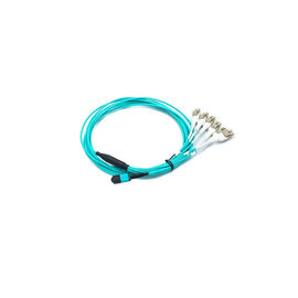 4複式アパートMPO MTPケーブル、水色のカスタマイズされた長さのブレイクアウトの光ファイバ ケーブル