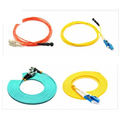 GPON EPON FTTHネットワーク用、G657A2 OS2ファイバーおよび60dB高リターンロスを備えたLC APCデュプレックス光ファイバーピグテール
